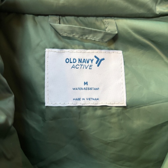 Old Navy Active Puffer Green Water Resistant Full Zip Vest Size M NWT - Picture 2 of 9